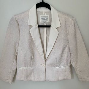 Cream blazer. Size S